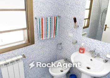 Bagno - Appartamento via E. Fermi, 7, Santa Marinella - foto 7