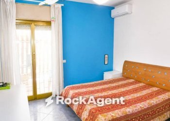 Camera da letto - Appartamento via E. Fermi, 7, Santa Marinella - foto 8