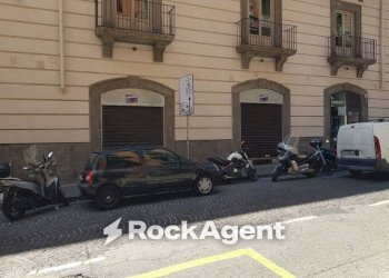 Zona - Negozio piazza Sette Settembre, Napoli (zona Montecalvario) - foto 6