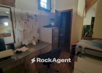 Salone - Negozio via Polidori, 1, Bientina - foto 2