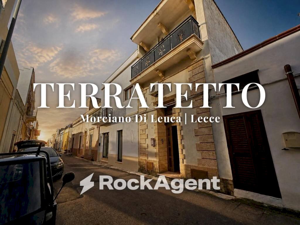 Facciata - Casa indipendente via IV Novembre, 18, Morciano di Leuca - foto 1