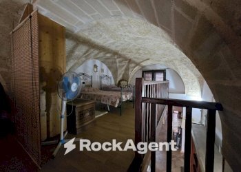 Cantina - Casa indipendente via IV Novembre, 18, Morciano di Leuca - foto 5