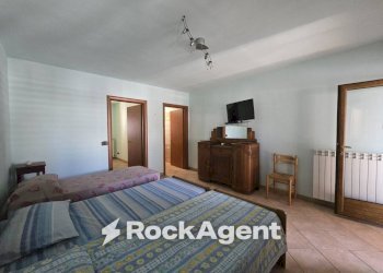 Camera da letto - Casa indipendente via IV Novembre, 18, Morciano di Leuca - foto 19