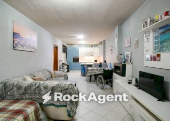 Salone - Appartamento via Sperandio Tullio, 19, Guidonia Montecelio - foto 7