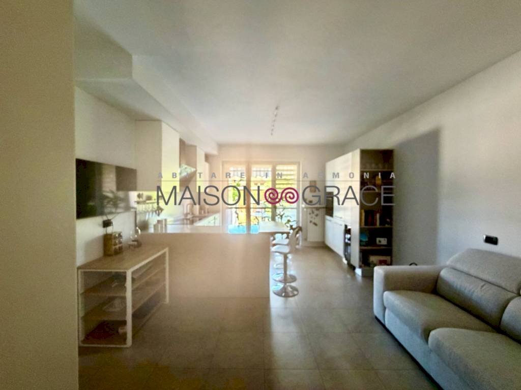 Salone - Two-room apartment via Giuseppe Garibaldi, 67, Grinzane Cavour - photo 2
