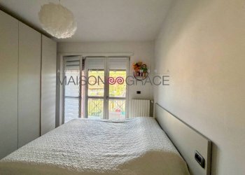 Camera da letto - Two-room apartment via Giuseppe Garibaldi, 67, Grinzane Cavour - photo 11