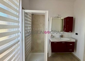 Bagno - Two-room apartment via Giuseppe Garibaldi, 67, Grinzane Cavour - photo 17