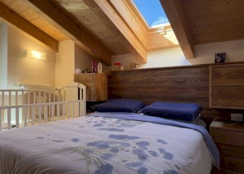 Camera da letto - Quadrilocale via Somdoss, 4, Valdisotto - foto 45