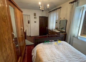 IMG_E3526.JPG - Villa Strada Provinciale Carobbio, Tizzano Val Parma - foto 15