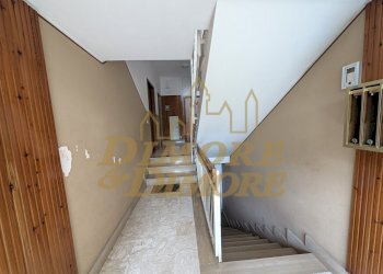 PG238-trilocale-ceriale-ingresso-palazzina.jpg - Appartamento Via Cappelletta II 51, Ceriale - foto 4