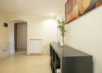 ingresso - Appartamento Piazza Manin, Genova (zona Castelletto) - foto 16