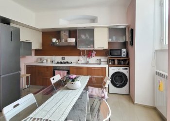 cucina - Appartamento Piazza Manin, Genova (zona Castelletto) - foto 25