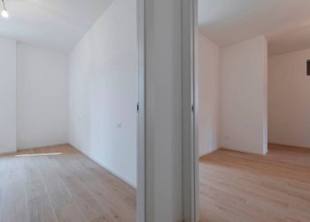 Three-room apartment Via Don Giovanni Minzoni, Bologna (neighborhood Centro Storico) - photo 10
