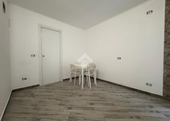 Bilocale Via Curio Dentato, Milano (zona Giambellino) - foto 3