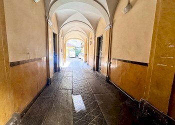 One-room apartment Via Sant'Anselmo, Torino (neighborhood San Salvario) - photo 4