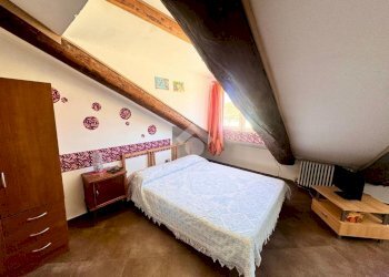 One-room apartment Via Sant'Anselmo, Torino (neighborhood San Salvario) - photo 10