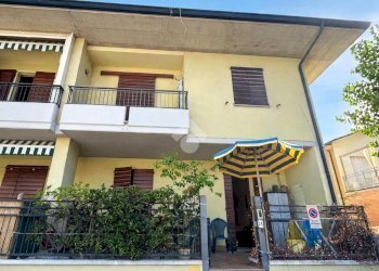 Bilocale Via della pineta, Ravenna (zona Punta Marina) - foto 1
