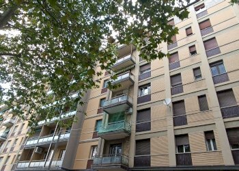 Quadrilocale via Tommaso Salvini, 8, Bologna (zona San Donato) - foto 1