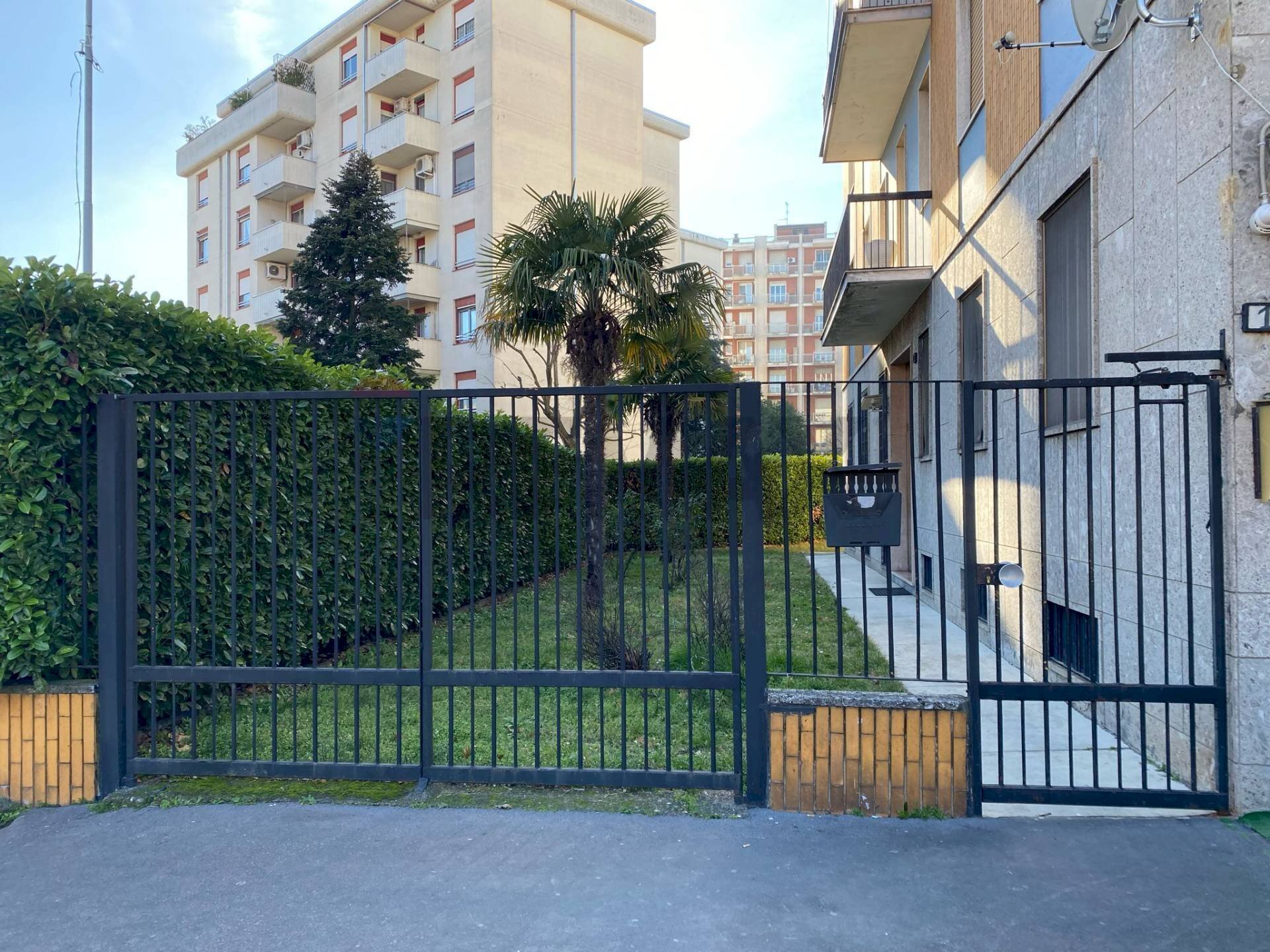 Edificio all\'aperto - Monolocale VIA BARANZATE
 
64, Novate Milanese - foto 1