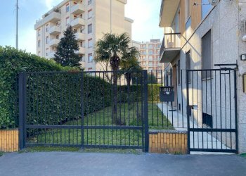 Edificio all\'aperto - Monolocale VIA BARANZATE
64, Novate Milanese - foto 1