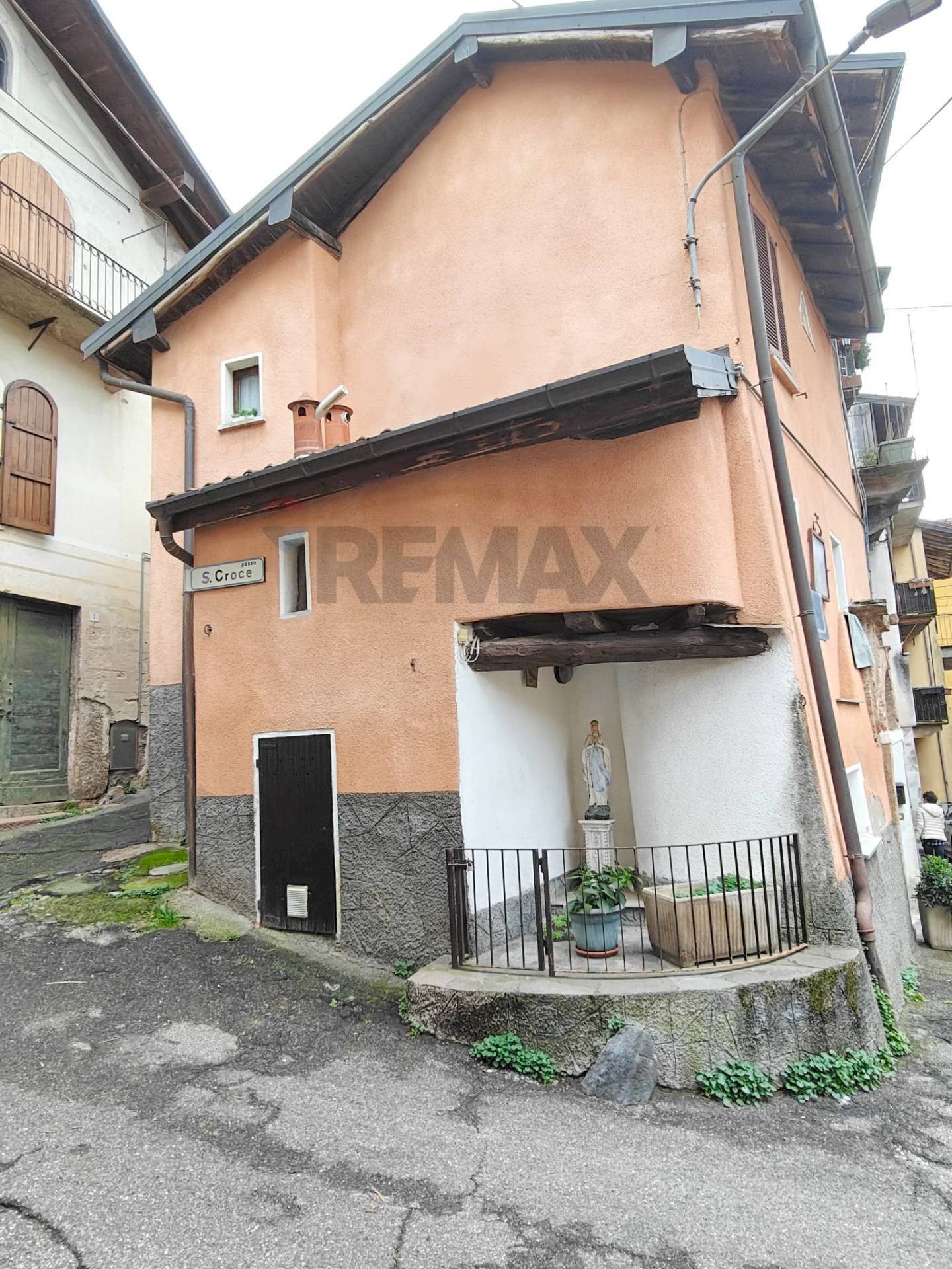 Casa all\'aperto - Bilocale Via Taburri
 
5, Valganna - foto 1