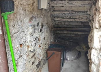 Stanza vuota - Bilocale Via Taburri
 
5, Valganna - foto 16