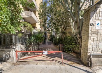 Edificio all\'aperto - Quadrilocale Via Emanuele Notarbartolo
 
13a, Palermo - foto 28