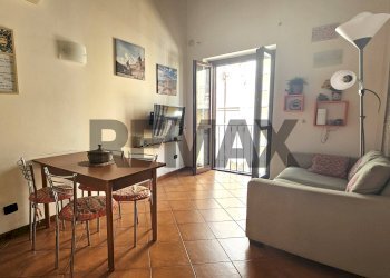 Sala da pranzo - Bilocale Vicolo Monacelli
 
6, Palermo - foto 2