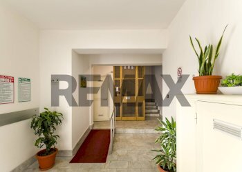 Ricezione / Lobby - Trilocale Via Rapisardi
 
96, Palermo - foto 19