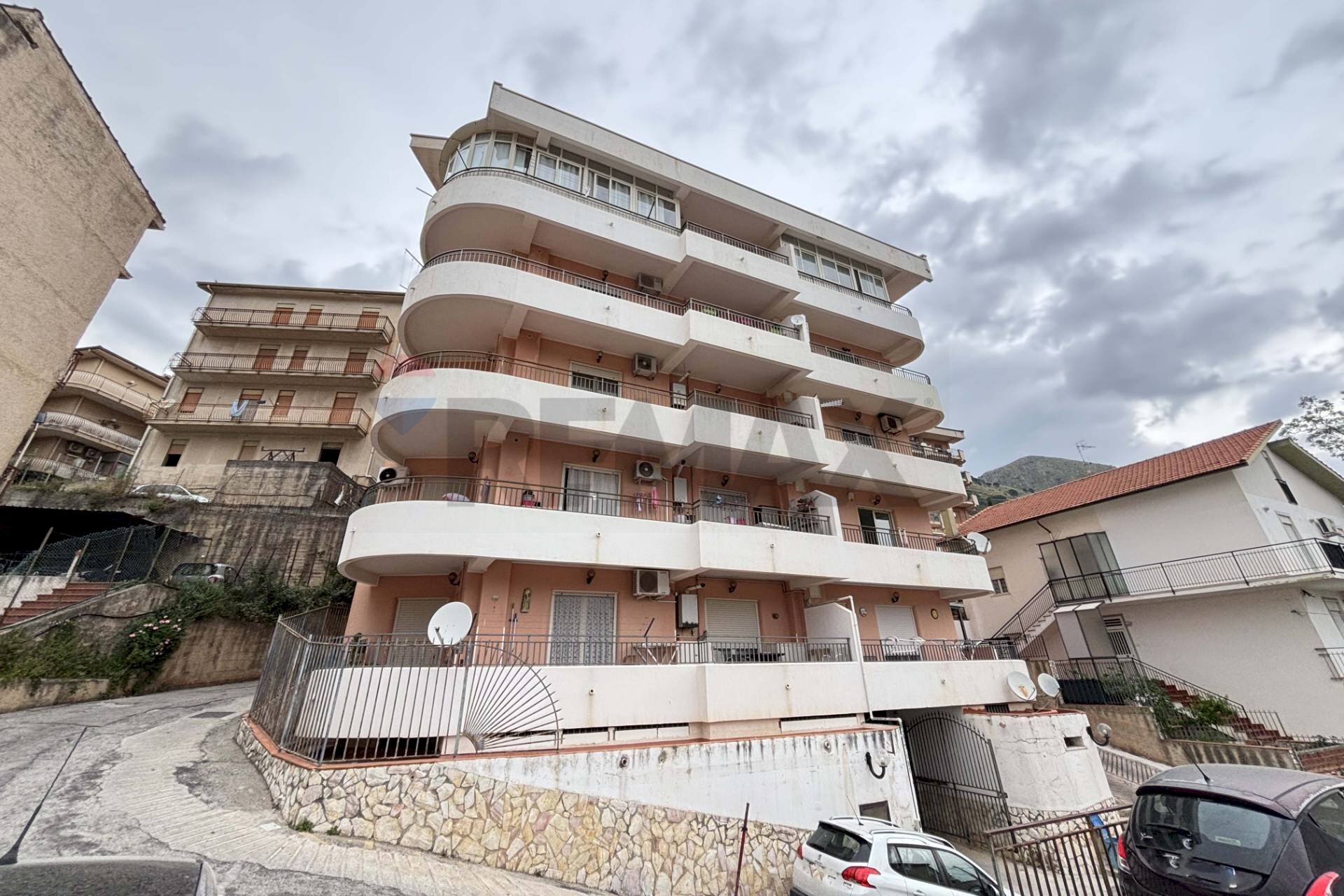 Edificio all\'aperto - Quadrilocale Via Provinciale
 
46, Monreale - foto 1