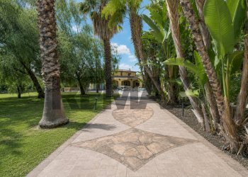 Giardino - Villa Via Nuova
 
150, Acireale - foto 5