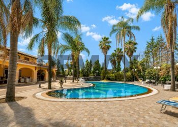 Piscina - Villa Via Nuova
 
150, Acireale - foto 9