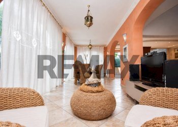 Sala da pranzo - Villa Via Nuova
 
150, Acireale - foto 30