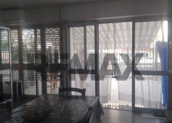 Sala da pranzo - Trilocale Via Spiaggia
 
98, Mascali - foto 9