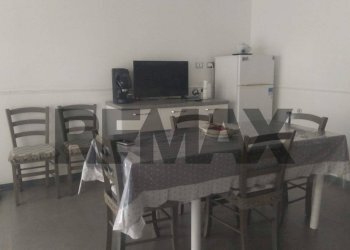 Sala da pranzo - Trilocale Via Spiaggia
 
98, Mascali - foto 20