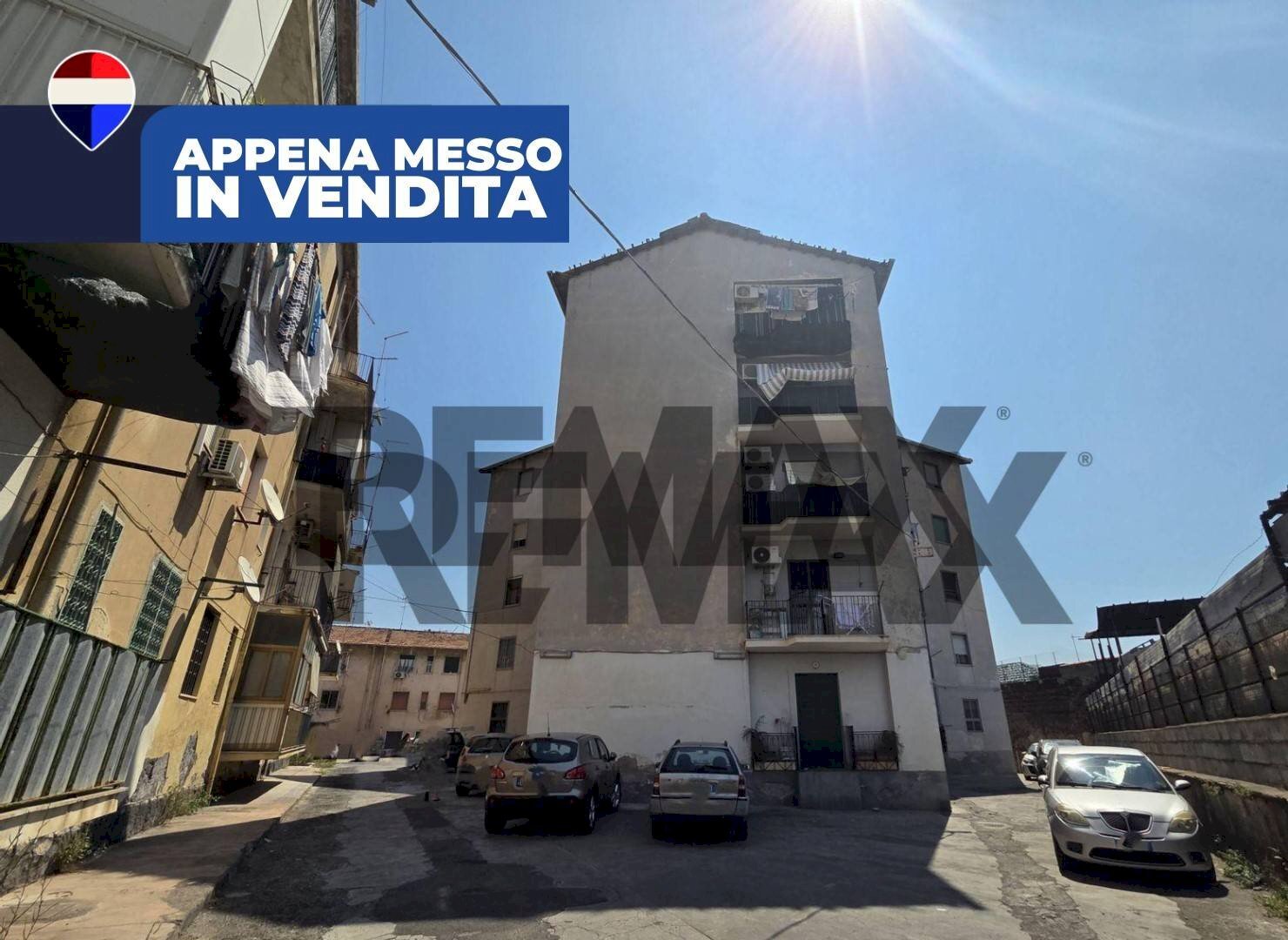 Edificio all\'aperto - Trilocale Via Acquicella
 
64, Catania - foto 1