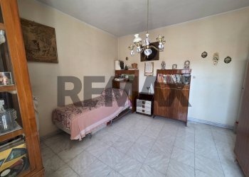 Camera / camera da letto - Trilocale Via Acquicella
 
64, Catania - foto 16