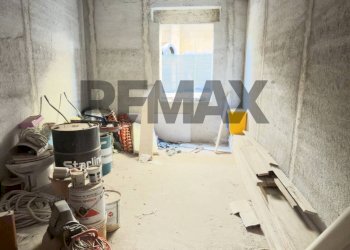 Dispensa di stoccaggio - Quadrilocale Via Tevere
 
22, Giardini-Naxos - foto 8