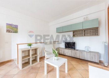 Soggiorno - Trilocale Via Di Castel di Leva
298z, Roma - foto 34