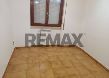 Stanza vuota - Three-room apartment via dei germani
 
8, Ardea - photo 13