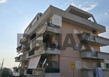Edificio all\'aperto - Appartamento Via Nicolò Da Mineo
 
5, Mineo - foto 2