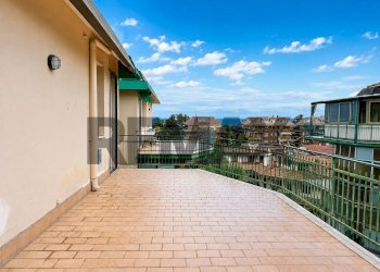 Terrazza - Quadrilocale Corso Messina
 
7, Giarre - foto 1