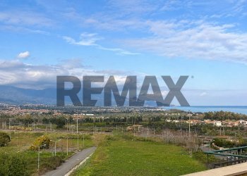 Vista delle montagne - Quadrilocale Corso Messina
 
7, Giarre - foto 4