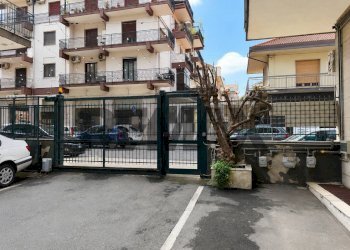 Edificio all\'aperto - Quadrilocale Corso Messina
 
7, Giarre - foto 13