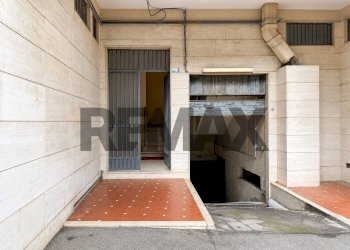 Edificio all\'aperto - Quadrilocale Corso Messina
 
7, Giarre - foto 14