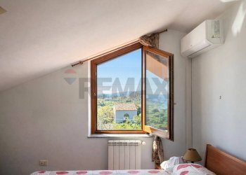 Camera / camera da letto - Trilocale via san francesco d'assisi
 
10, Riposto - foto 7