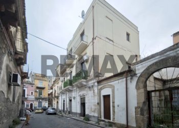 Edificio all\'aperto - Commercial Premises Via Messina
12, Lentini - photo 3