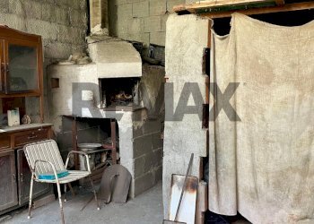 Dispensa di stoccaggio - Casa semi indipendente Riesi
 
17, Acireale - foto 19