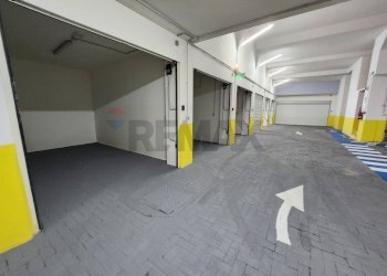 Parcheggio - Box Via Bronte
 
2/P, Catania - foto 10