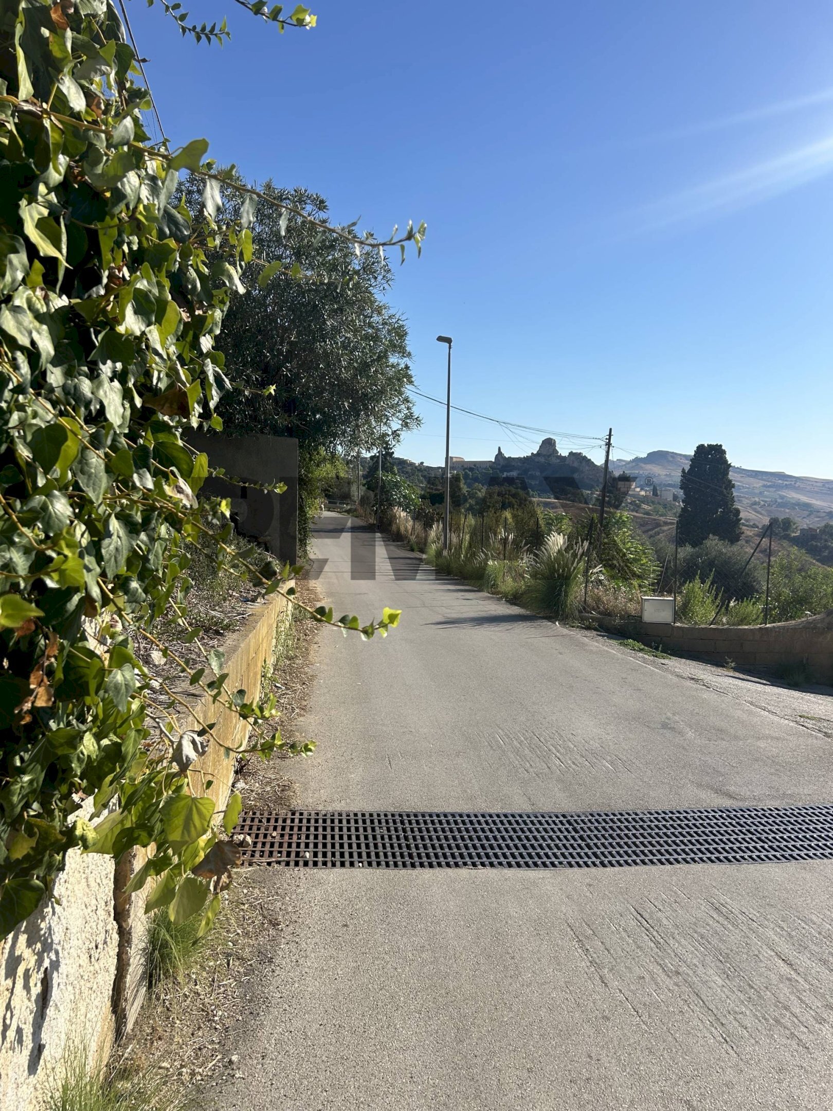 Vista delle montagne - Casa semi indipendente Via Stazzone
41, Caltanissetta - foto 2